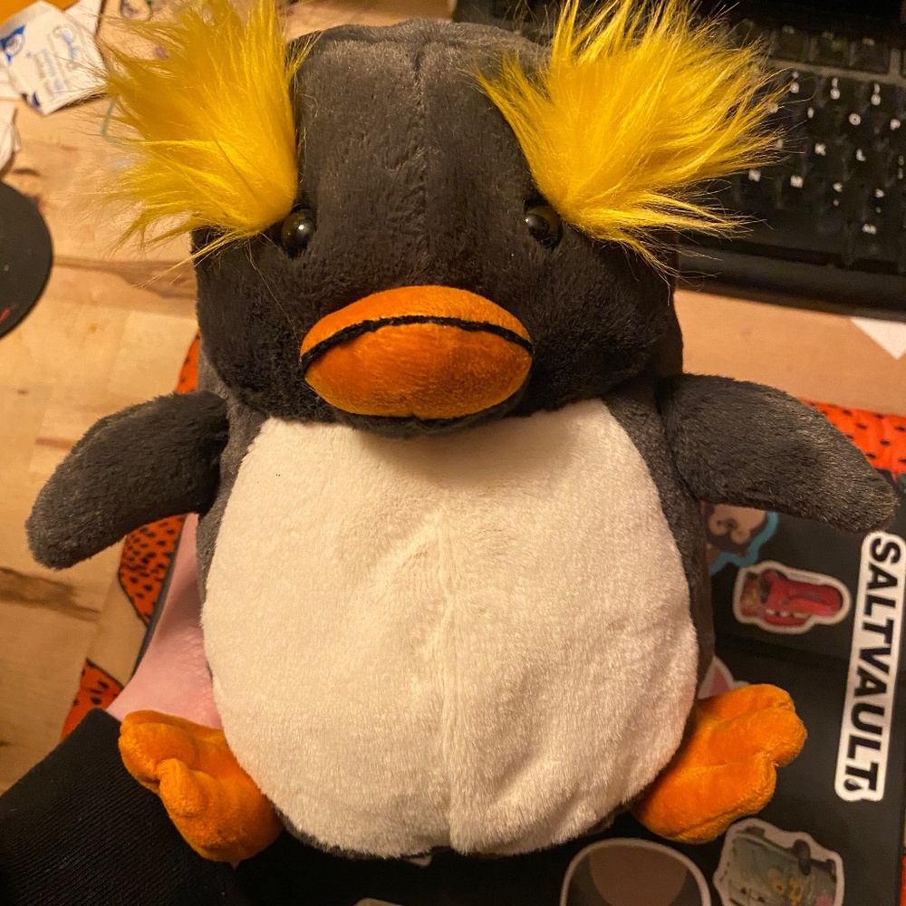 Jellycat Maurice Macaroni Penguin NWT - Retired